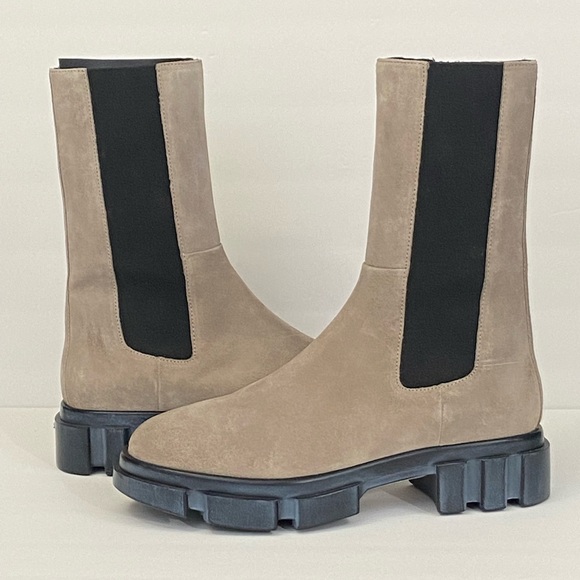 New Free People Brooks Lug Sole Chelsea Boot - Picture 5 of 10